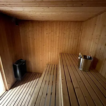 アパート Private Arctic With Sauna